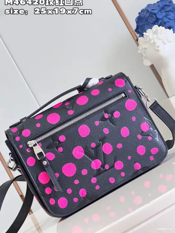 WIS VUITTON POCHETTE MÉTIS x LOUIS  YK 0510